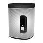 Zwarte muurbeugel voor Sonos Play:1 op witte speaker