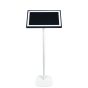 Witte speakerstandaard met Amazon Echo Show 15