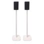 Set van twee witte speakerstandaards met TCL Q85H