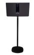Zwarte speakerstandaard met Bose SoundTouch 30