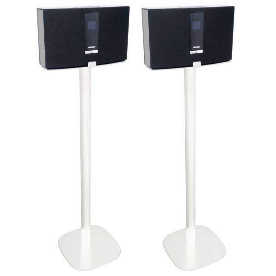 Set van twee witte speakerstandaards met Bose SoundTouch 20